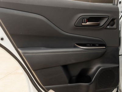 2025 Toyota Crown Platinum