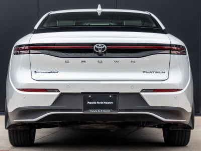 2025 Toyota Crown Platinum