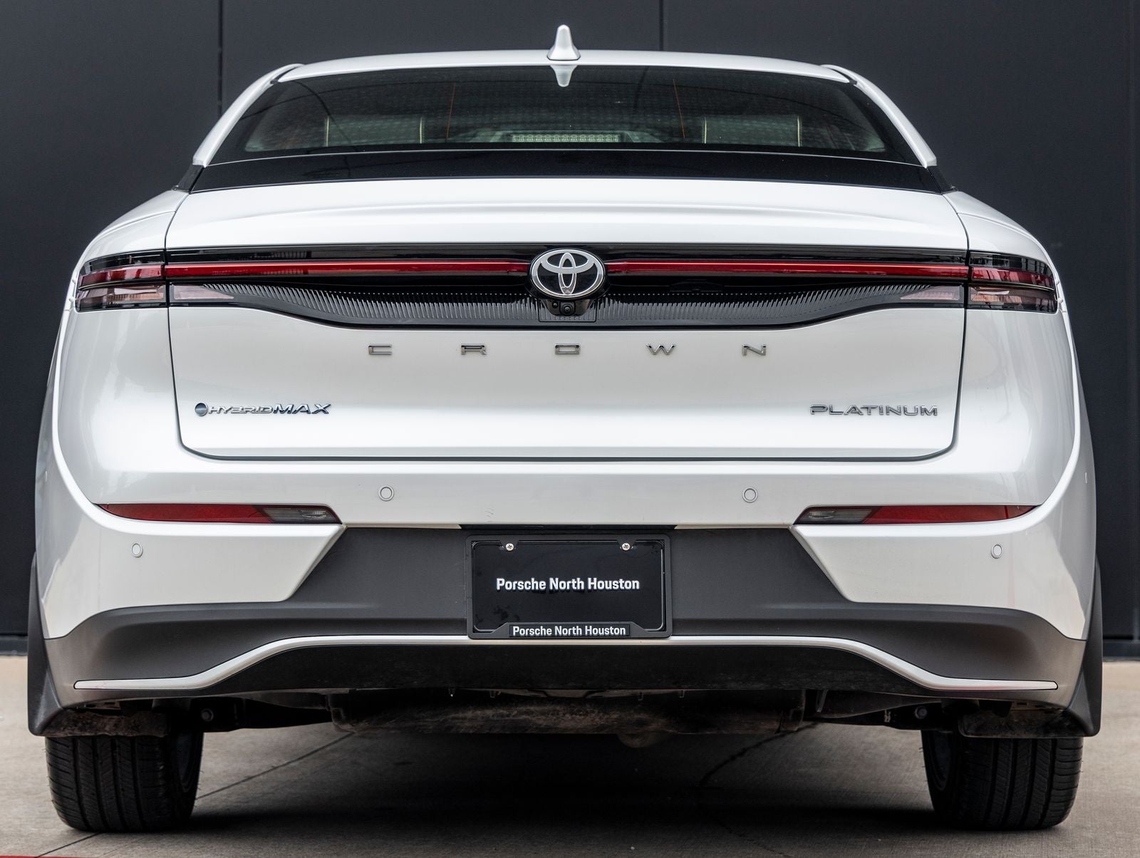 2025 Toyota Crown Platinum