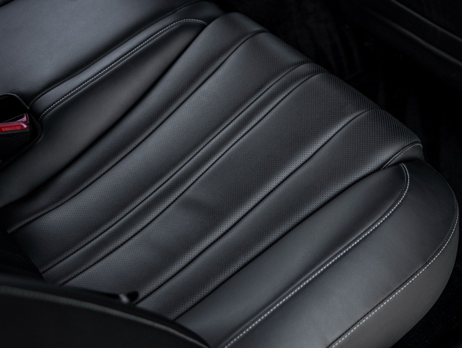 2023 Genesis G80 2.5T