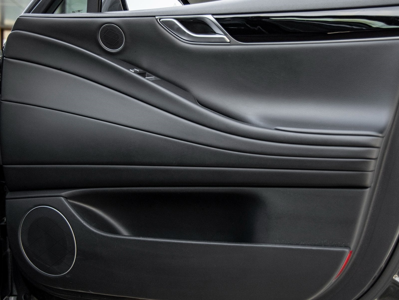 2023 Genesis G80 2.5T