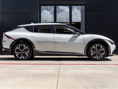 2022 Kia EV6 Wind