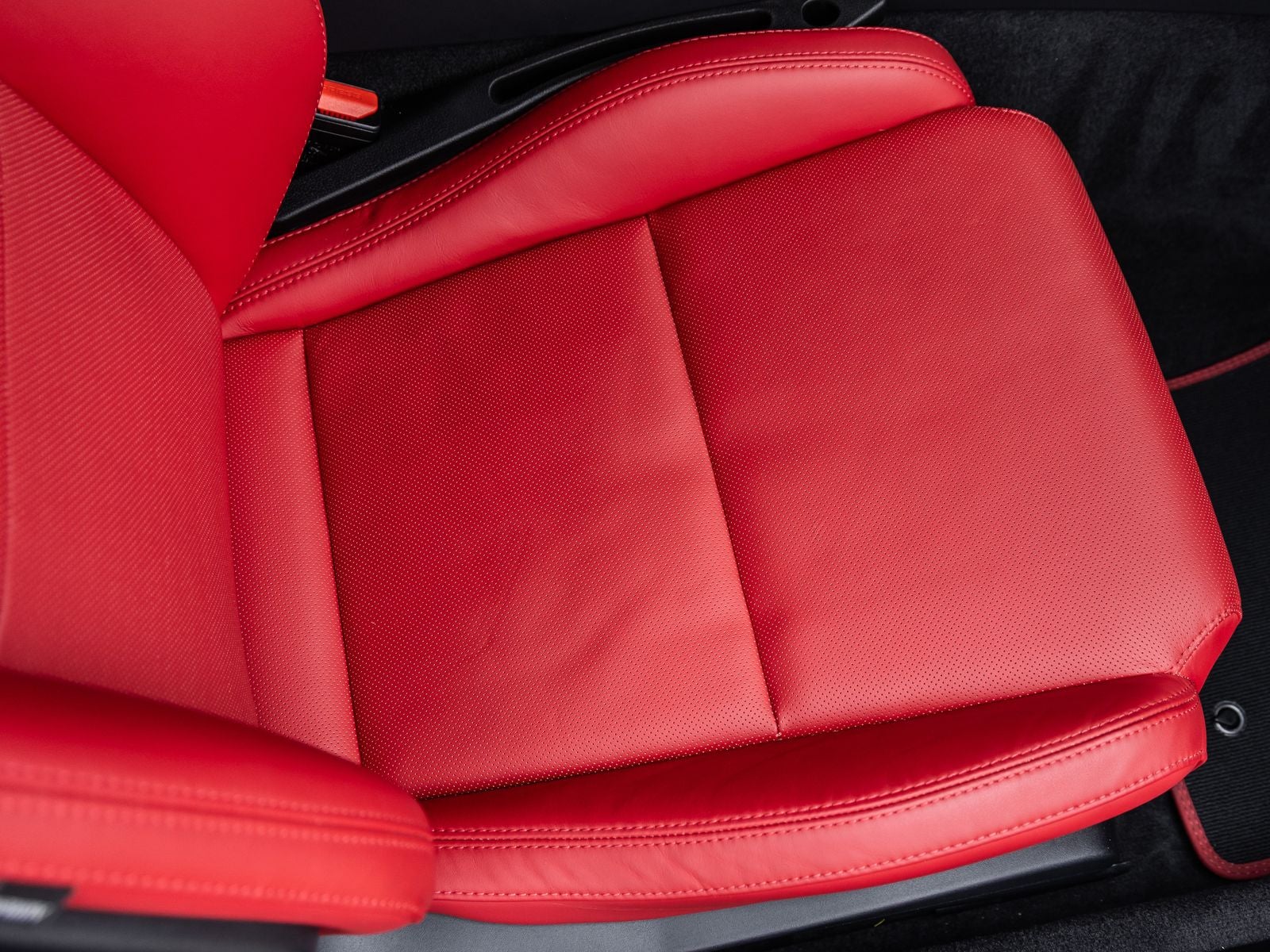 2022 Jaguar F-TYPE P450 Convertible