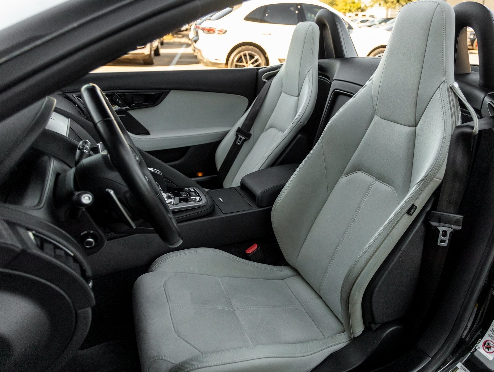 2022 Jaguar F-TYPE P450