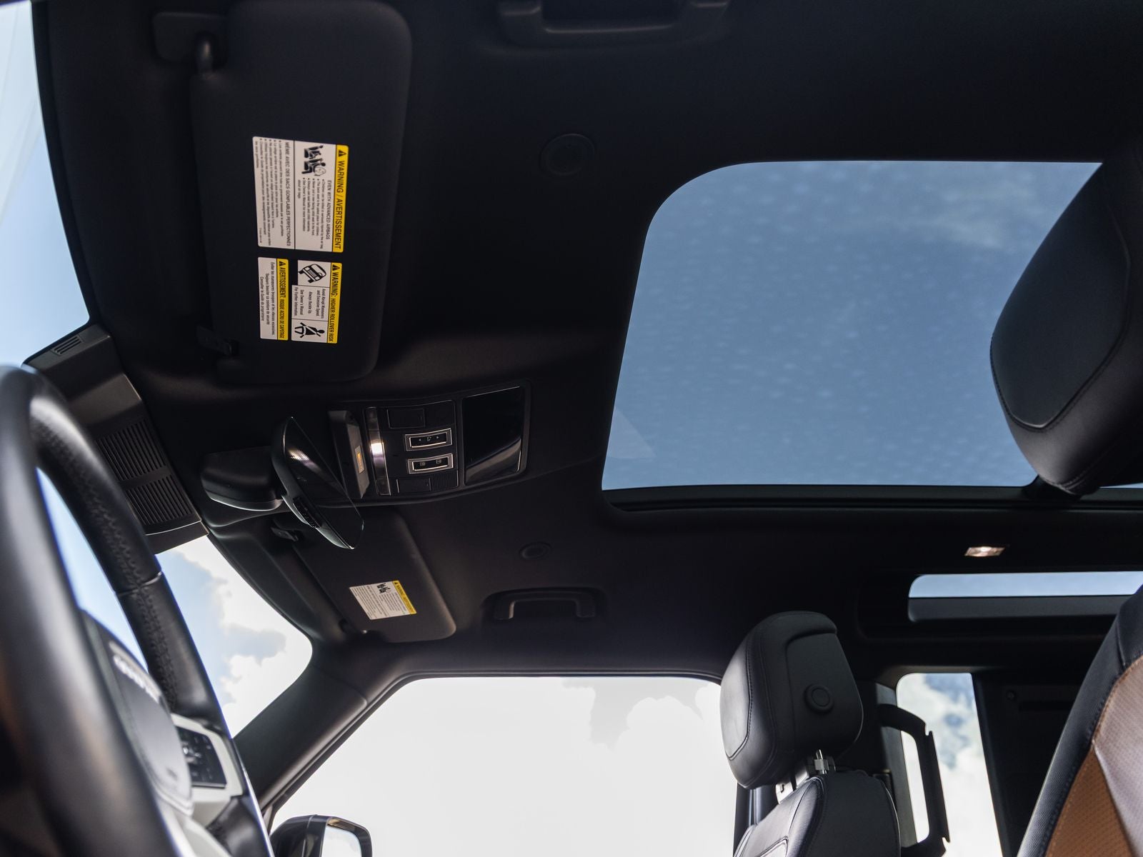 2023 Land Rover Defender 90 X-Dynamic SE