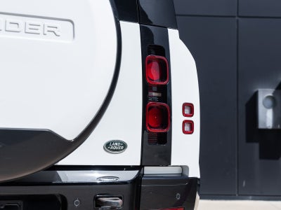 2023 Land Rover Defender 110 X-Dynamic SE