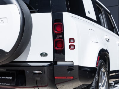 2023 Land Rover Defender 110 X-Dynamic SE