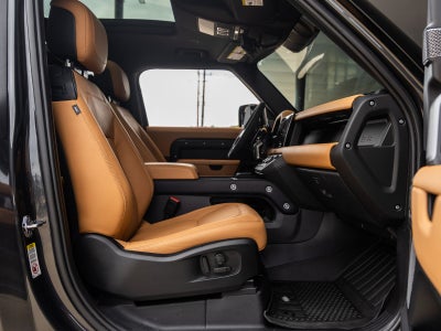 2024 Land Rover Defender 90 Carpathian Edition