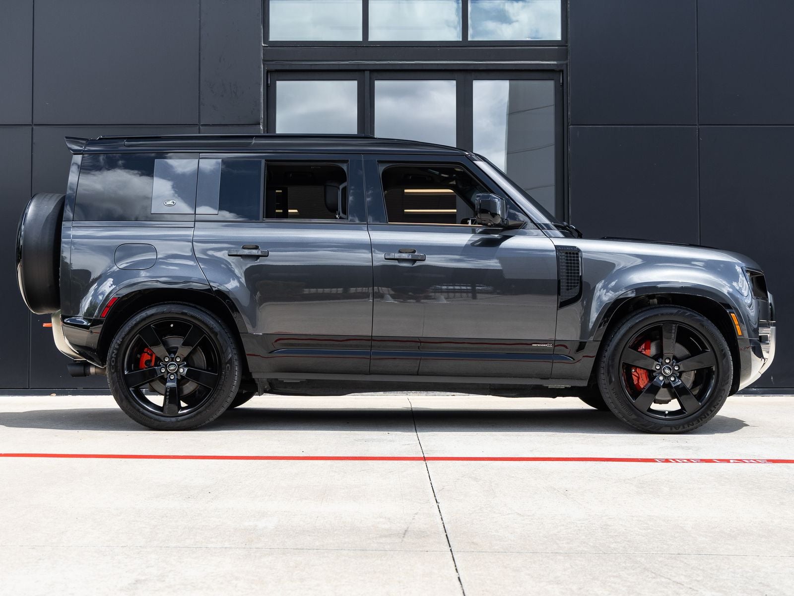 2024 Land Rover Defender 110 X