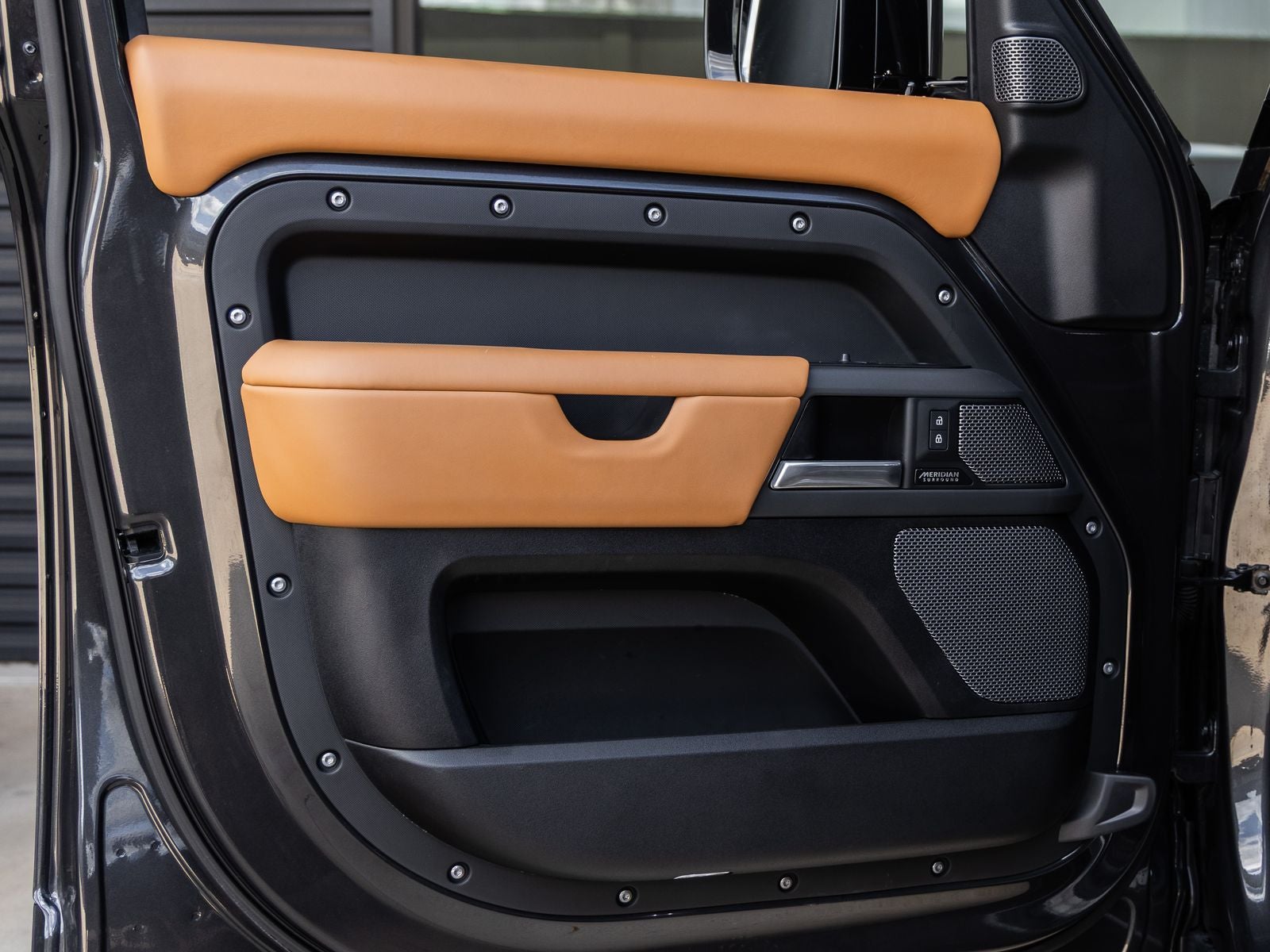 2024 Land Rover Defender 110 X