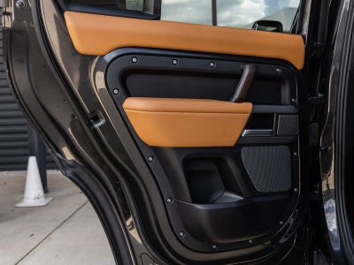 2024 Land Rover Defender 110 X