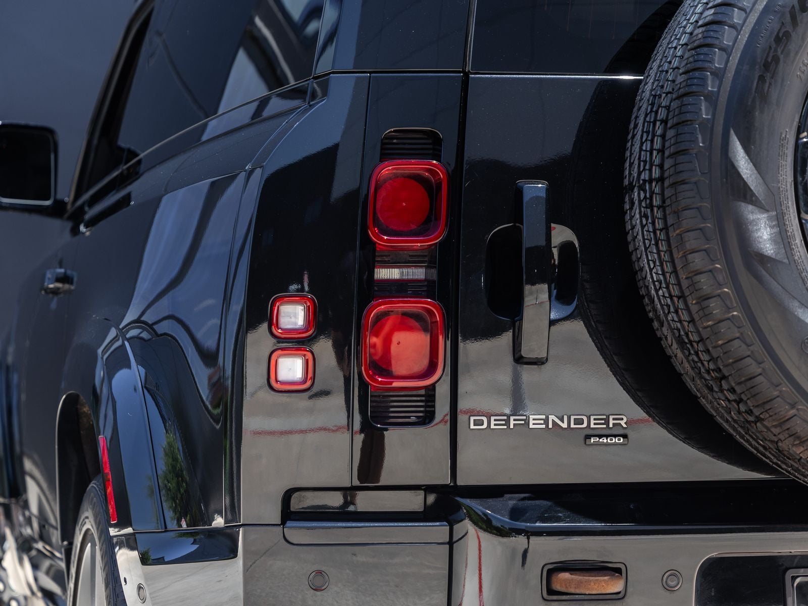 2021 Land Rover Defender 90 X-Dynamic S