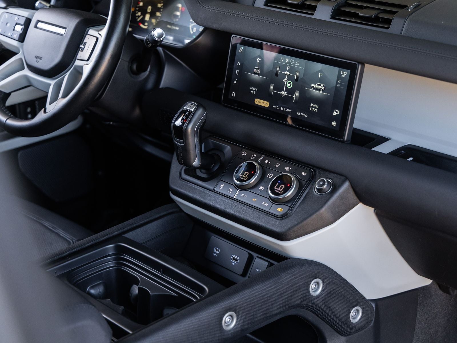 2021 Land Rover Defender 90 X-Dynamic S