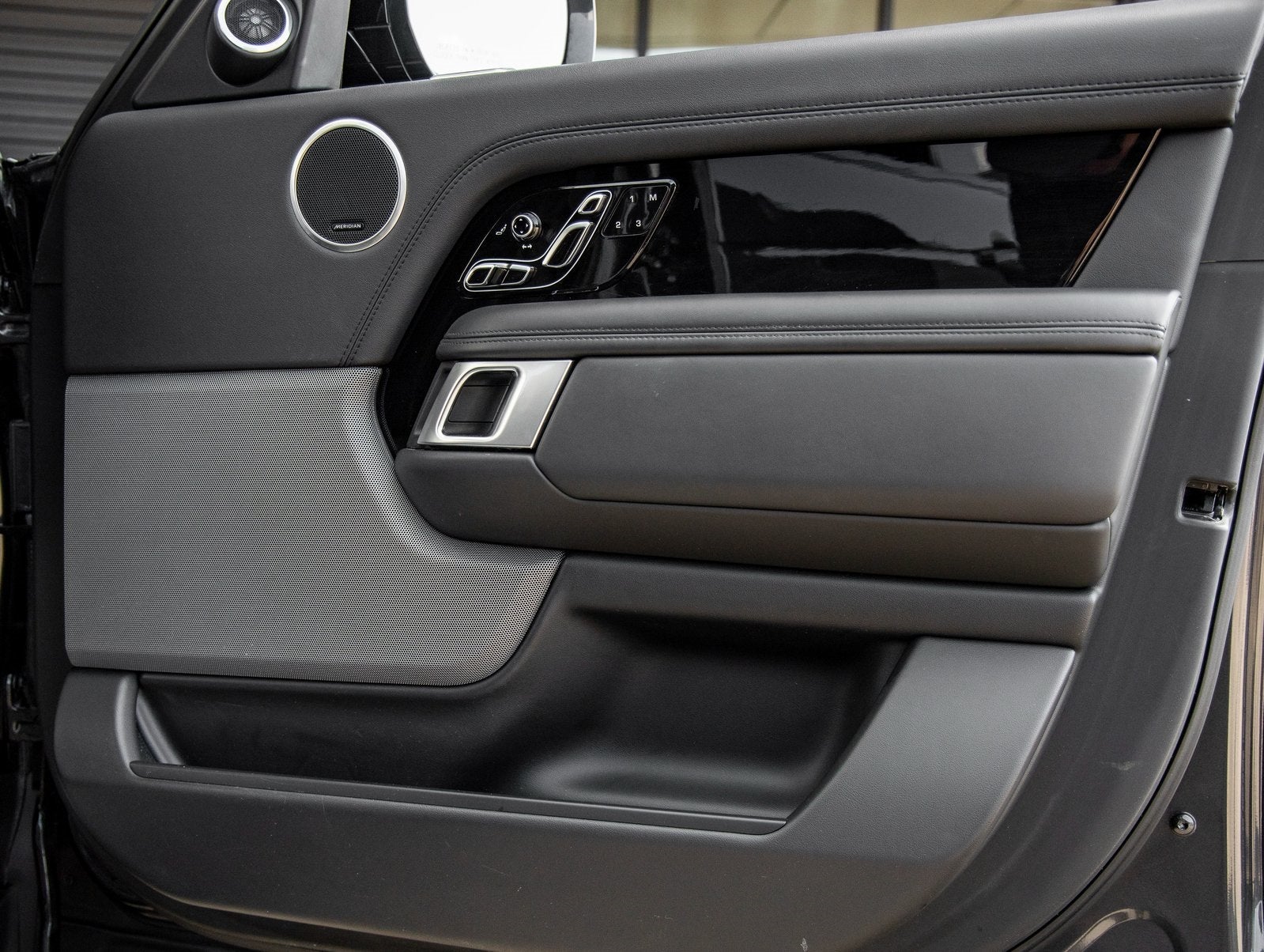 2022 Land Rover Range Rover Westminster