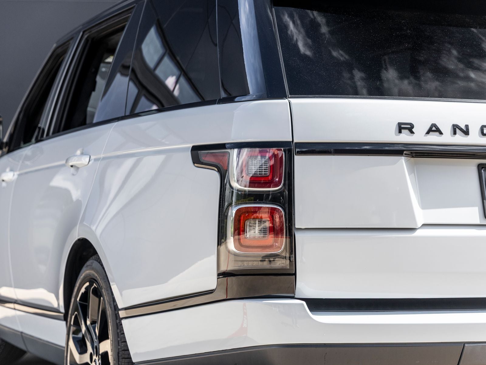2020 Land Rover Range Rover Supercharged LWB
