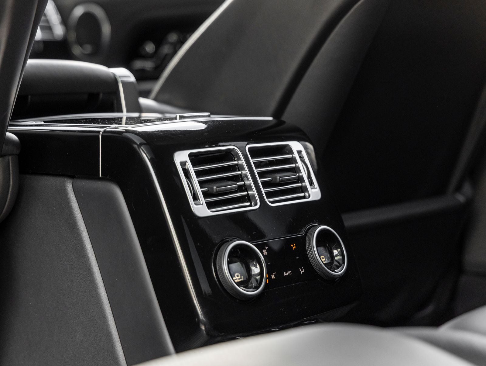 2020 Land Rover Range Rover Supercharged LWB