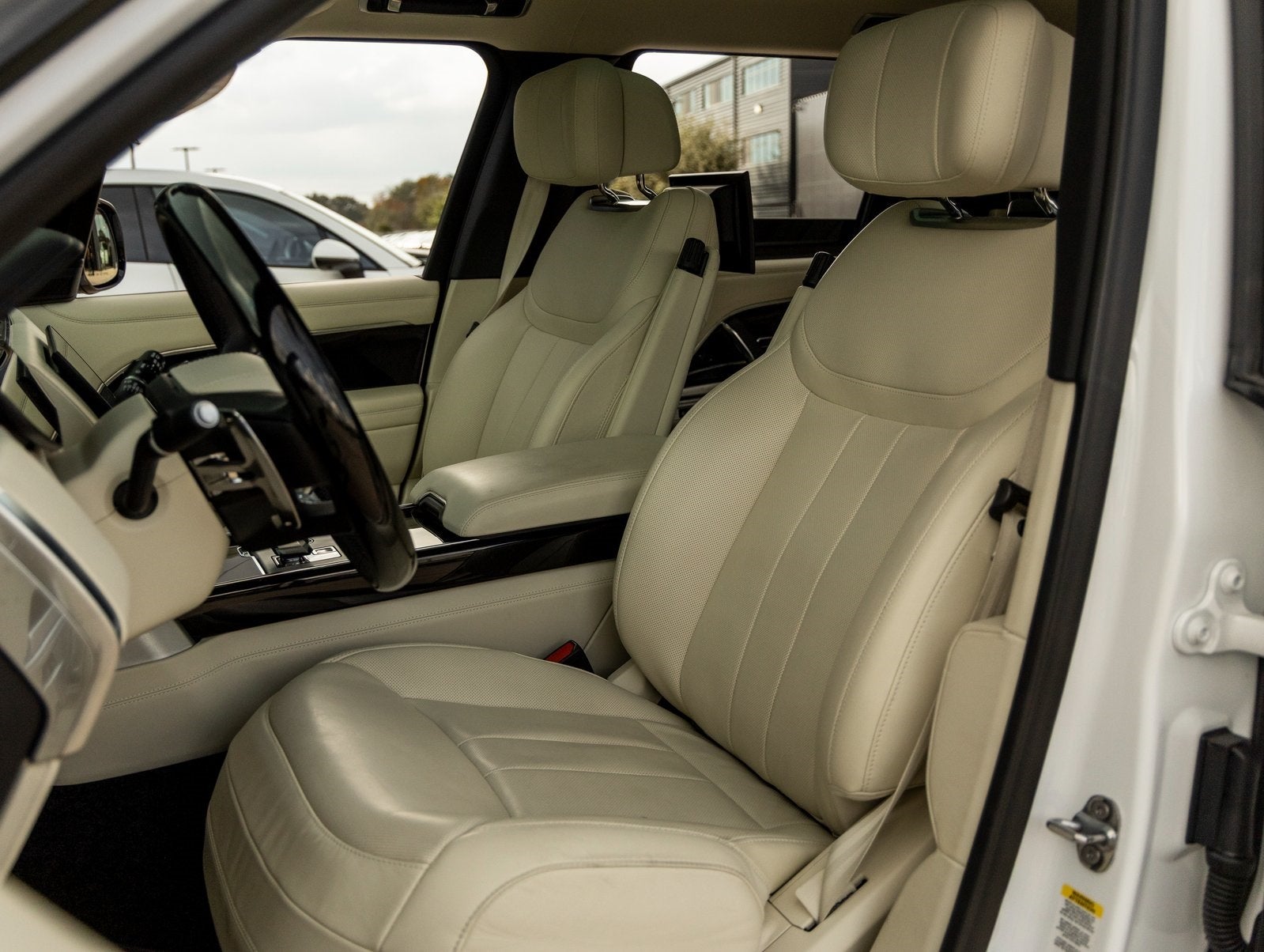 2025 Land Rover Range Rover Autobiography