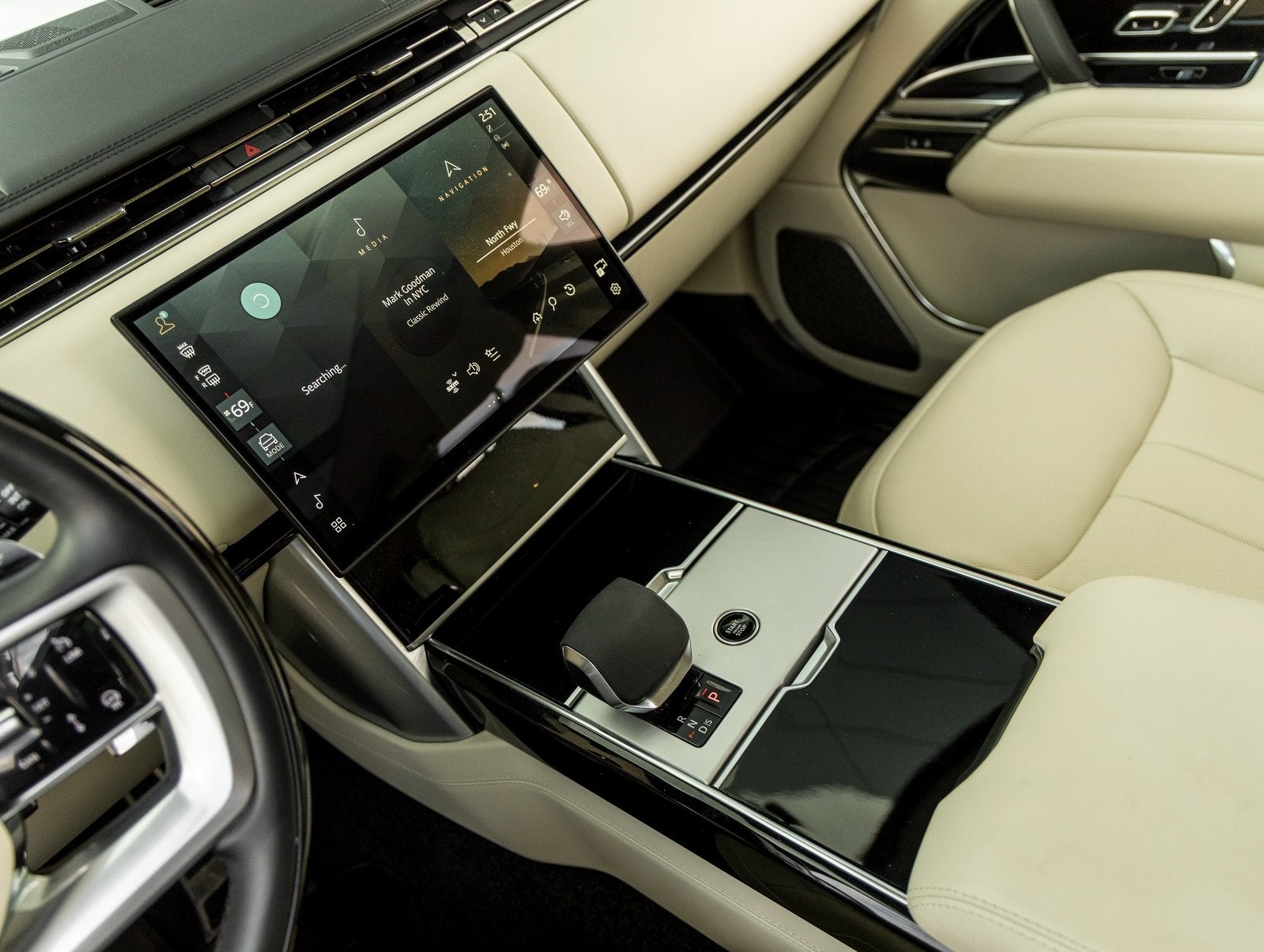 2025 Land Rover Range Rover Autobiography