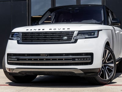 2023 Land Rover Range Rover SE