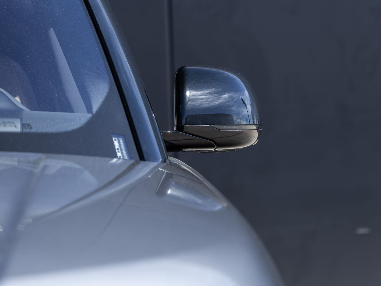 2023 Land Rover Range Rover SE LWB