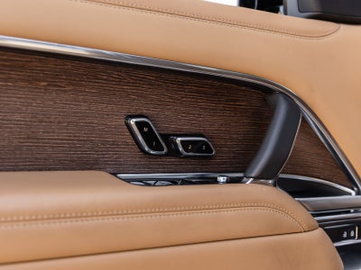 2023 Land Rover Range Rover SE LWB