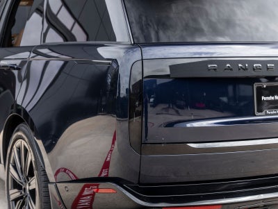 2023 Land Rover Range Rover SE LWB
