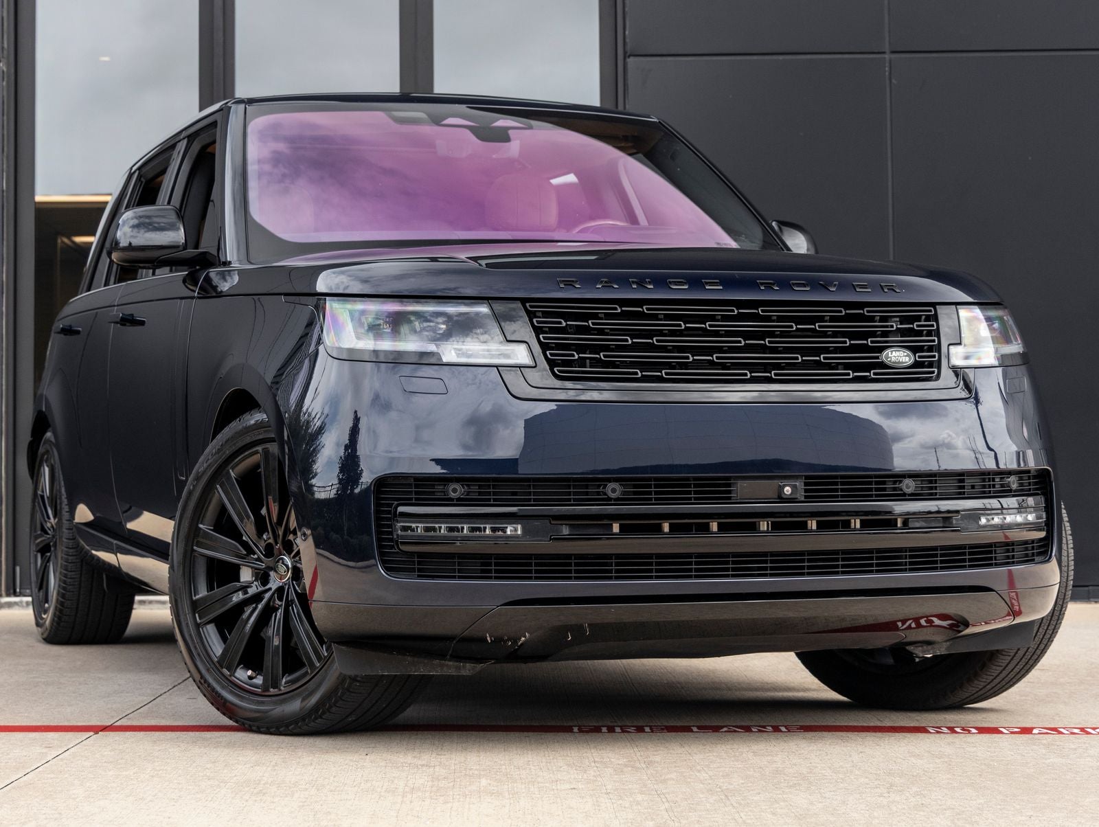 2023 Land Rover Range Rover SE LWB