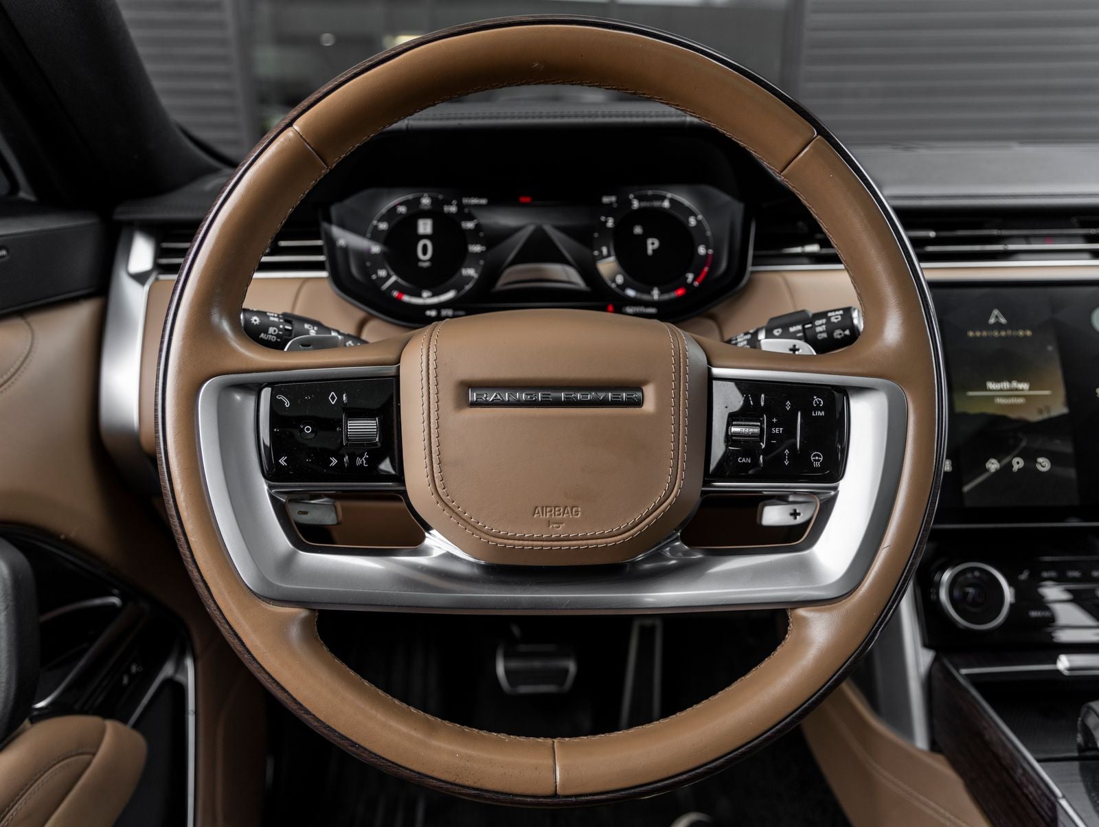 2023 Land Rover Range Rover SE LWB