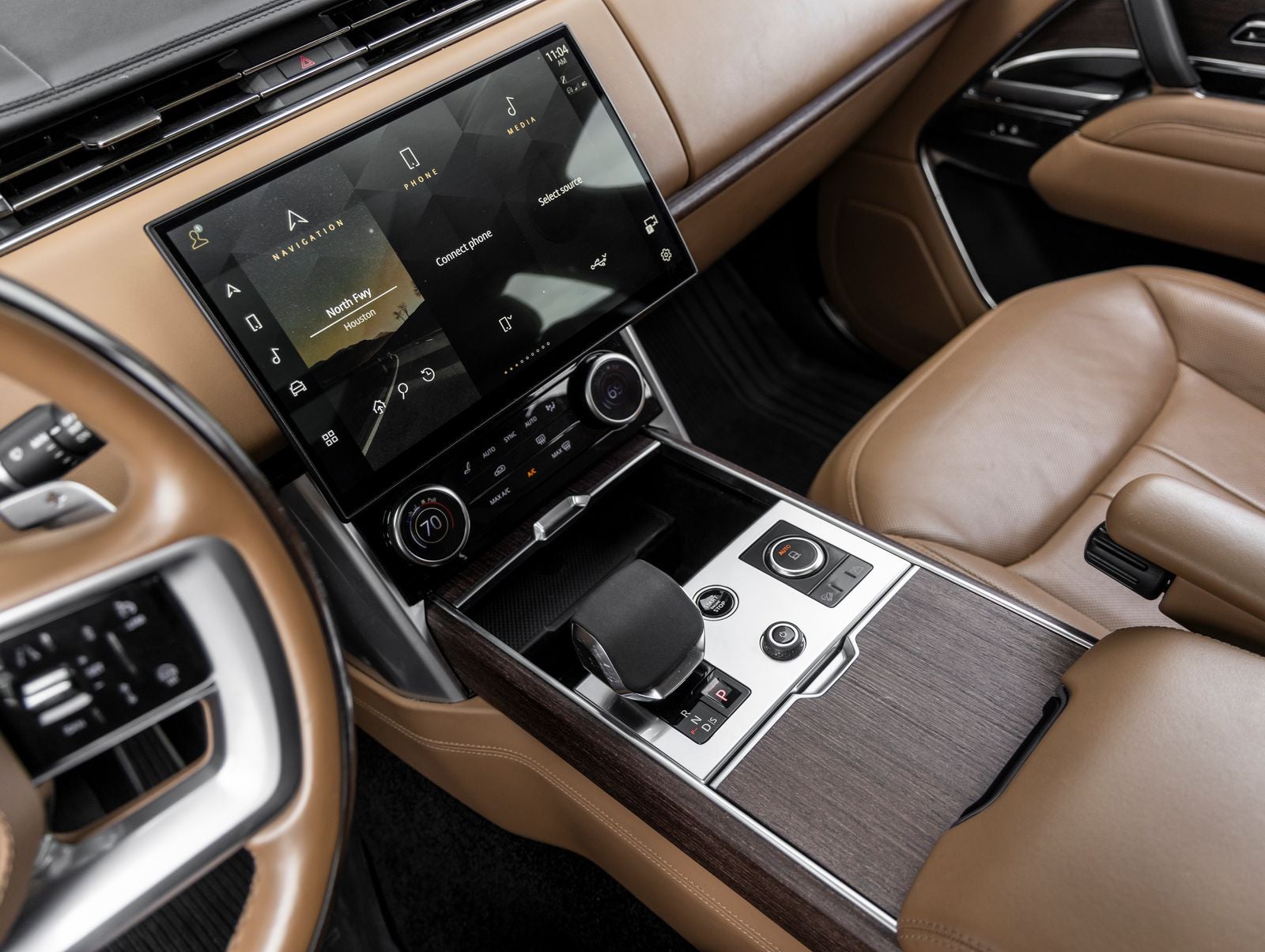 2023 Land Rover Range Rover SE LWB