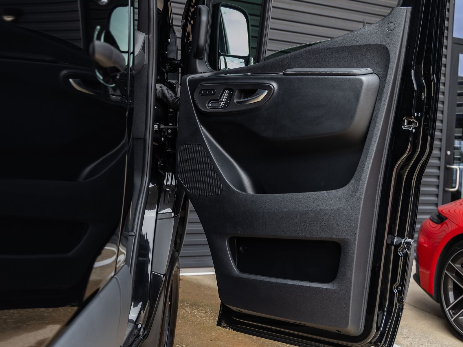 2024 Mercedes-Benz Sprinter 2500 4MATIC®