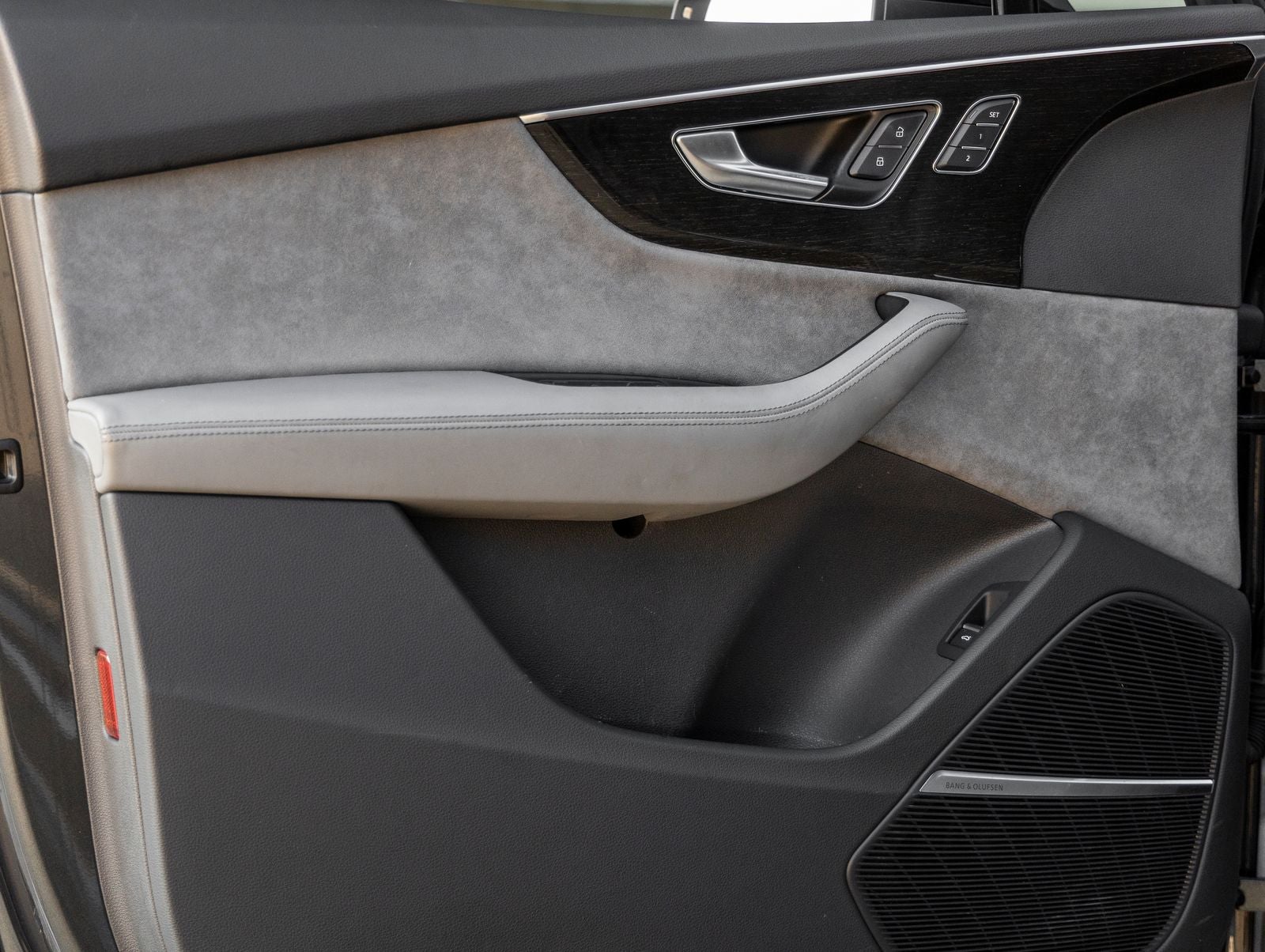 2022 Audi SQ7 Premium Plus quattro