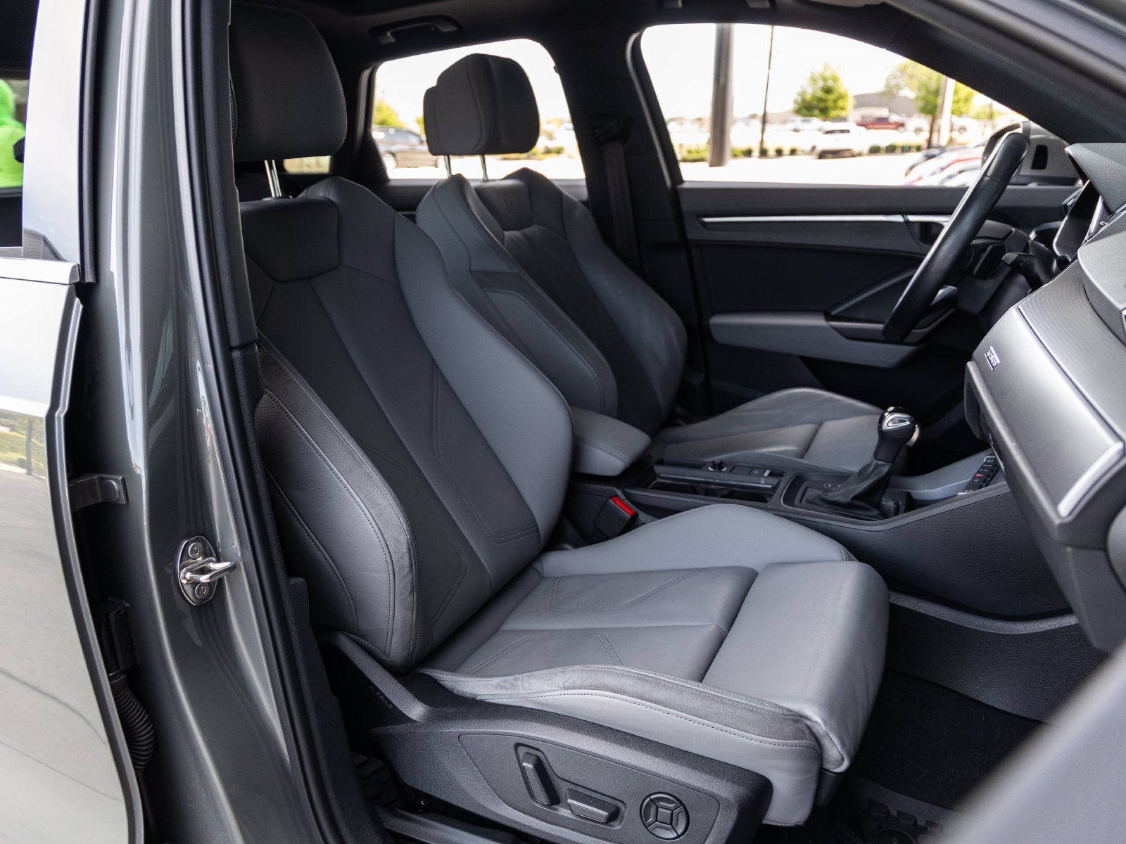 2020 Audi Q3 Premium Plus S line quattro