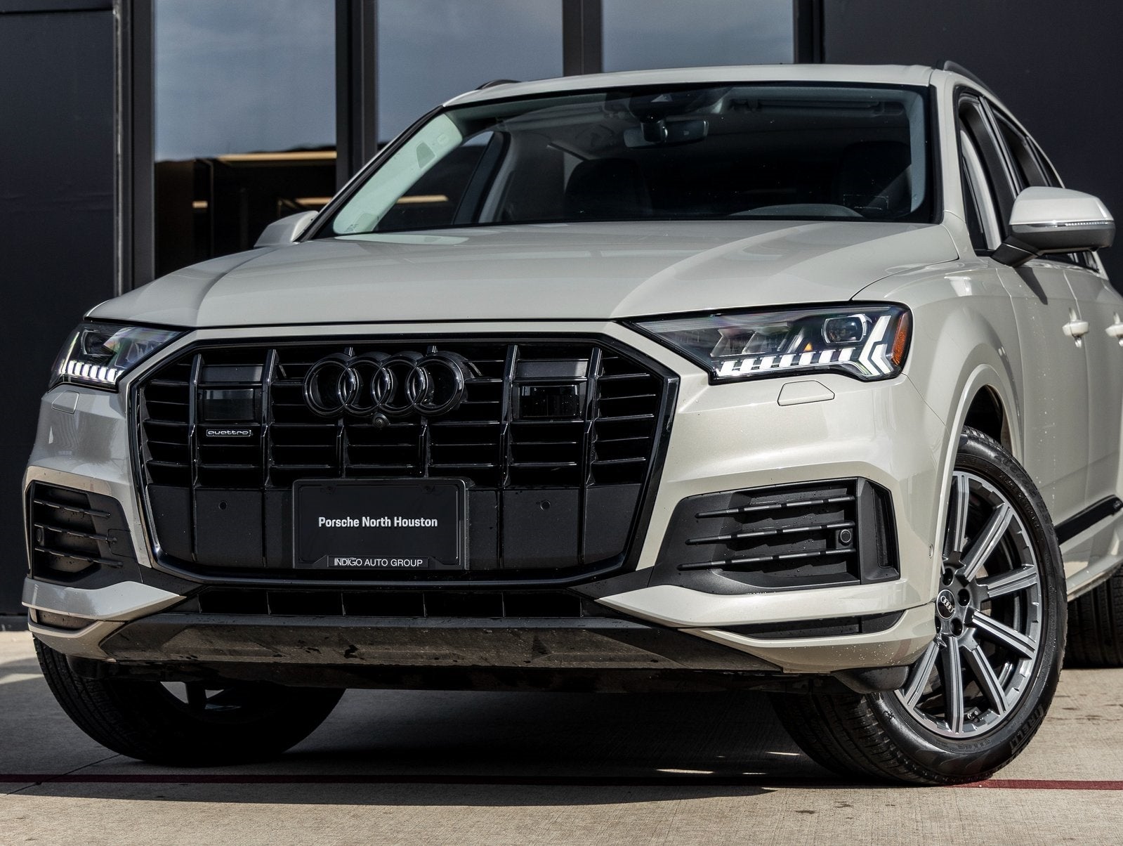 2023 Audi Q7 45 Premium Plus quattro
