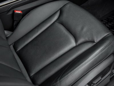 2023 Audi Q7 45 Premium Plus quattro