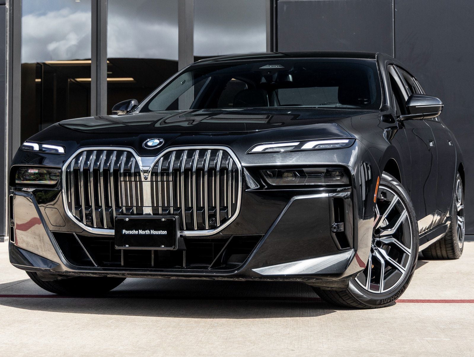 2024 BMW 7 Series 740i