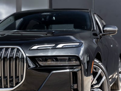 2024 BMW 7 Series 740i