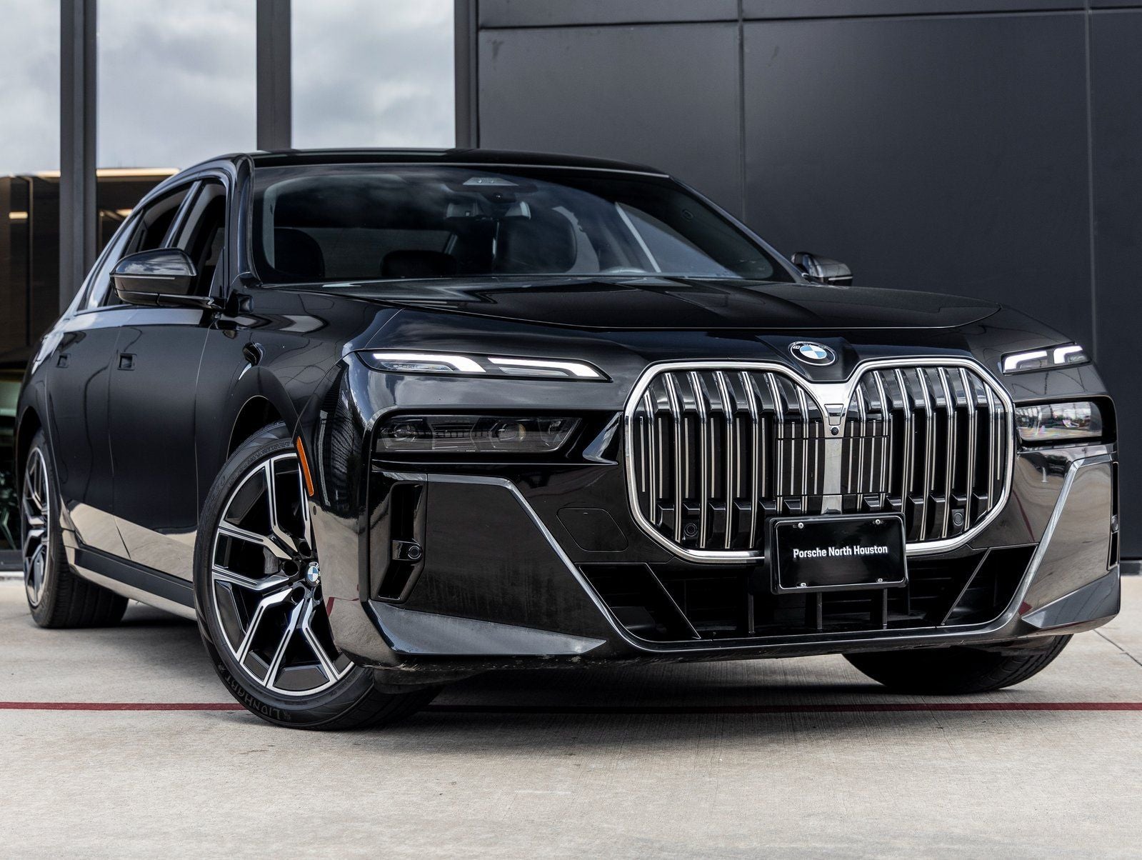 2024 BMW 7 Series 740i