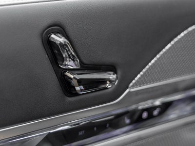 2024 BMW 7 Series 740i