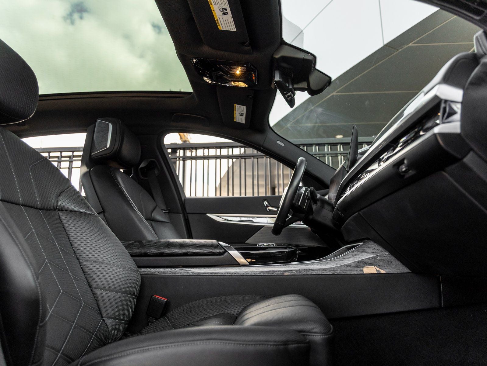 2024 BMW 7 Series 740i