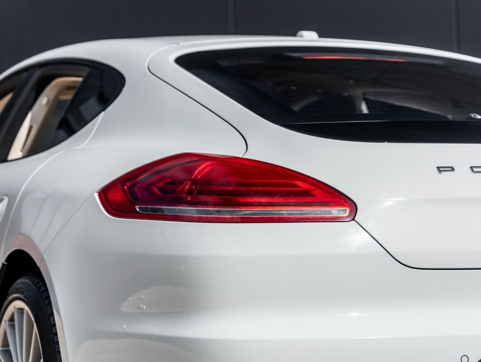 2016 Porsche Panamera Panamera Edition