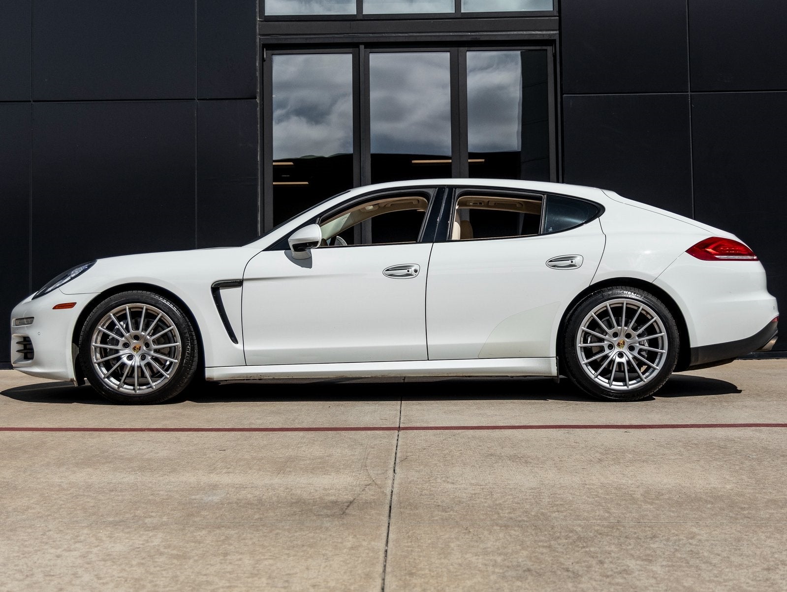 2016 Porsche Panamera Panamera Edition