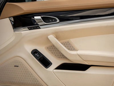 2016 Porsche Panamera Panamera Edition