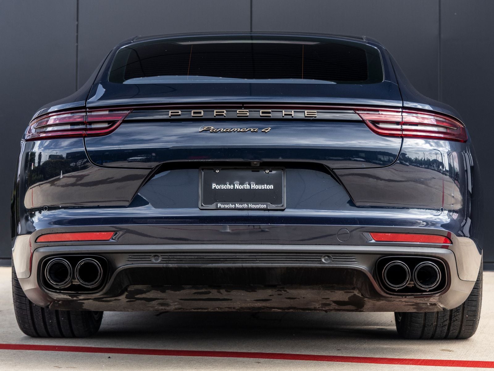 2018 Porsche Panamera Panamera 4