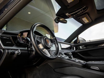 2018 Porsche Panamera Panamera 4