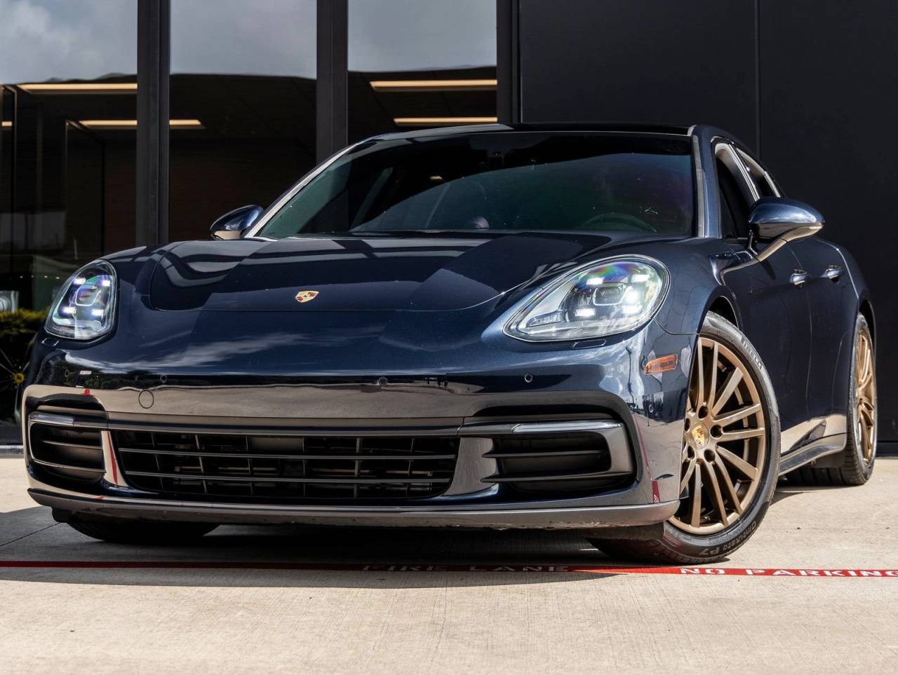 2018 Porsche Panamera Panamera 4