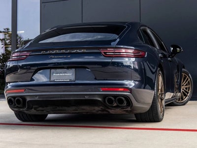 2018 Porsche Panamera Panamera 4