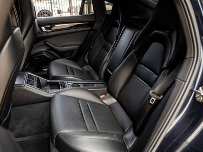 2018 Porsche Panamera Panamera 4