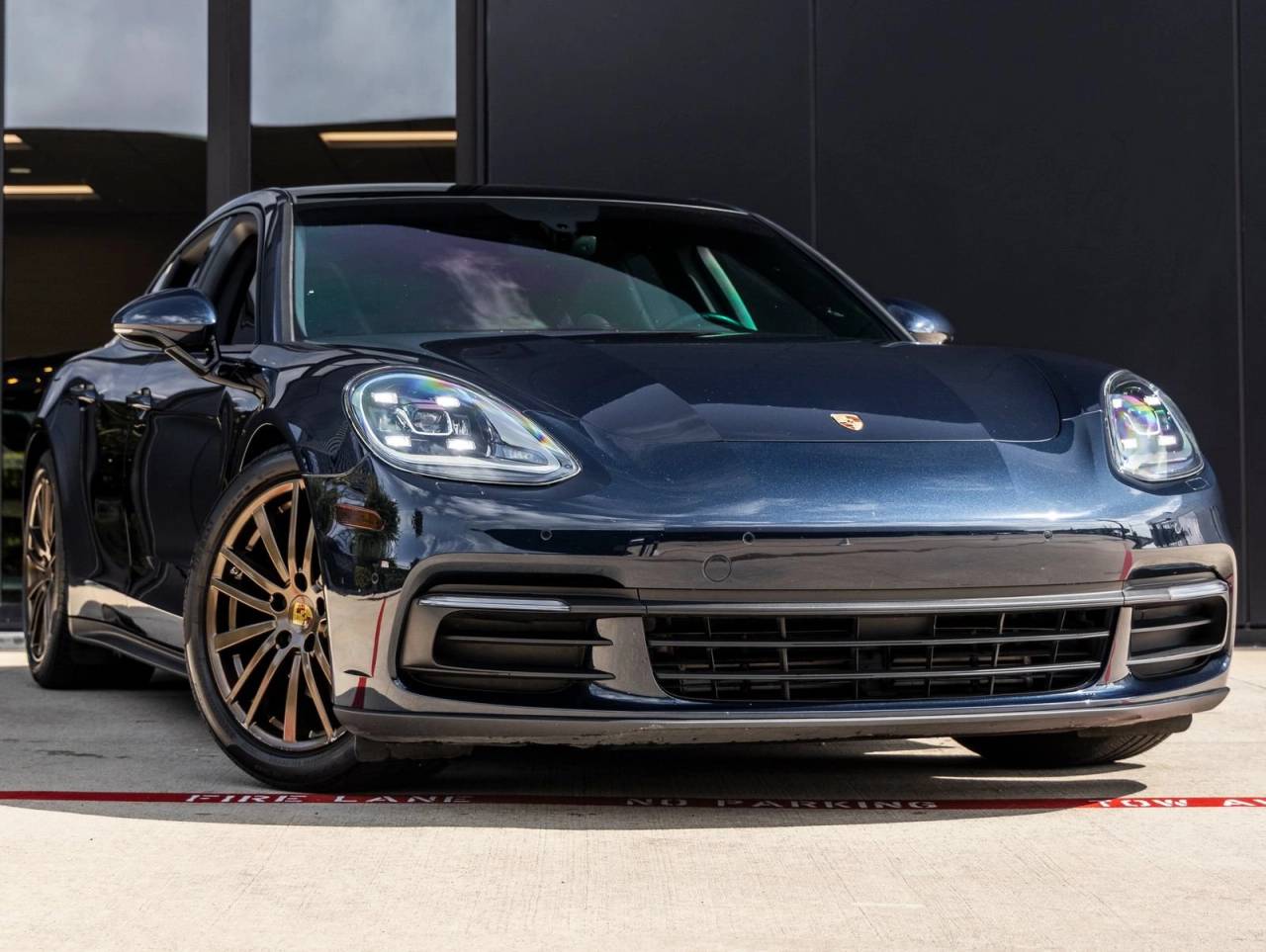 2018 Porsche Panamera Panamera 4