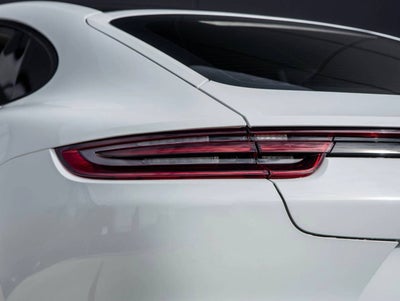 2020 Porsche Panamera Panamera