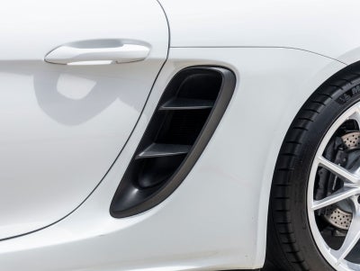 2024 Porsche 718 Cayman Base